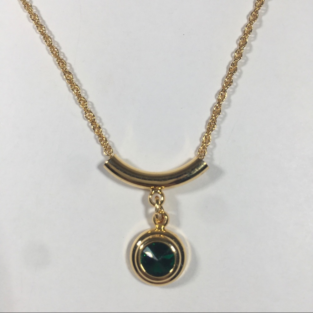 EMERALD COLORED-STONE PENDANT NECKLACE